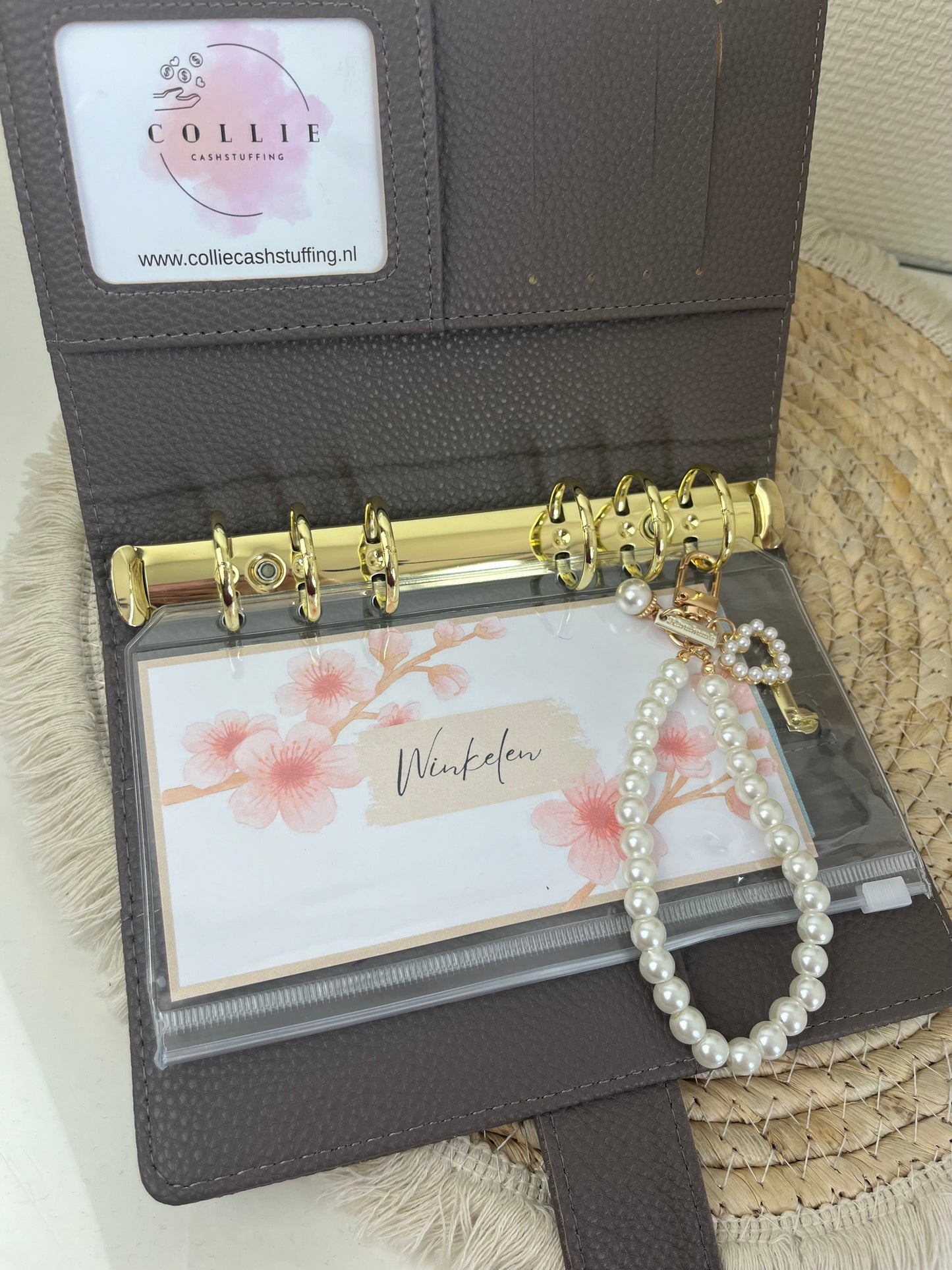 Luxe pebble binder brown