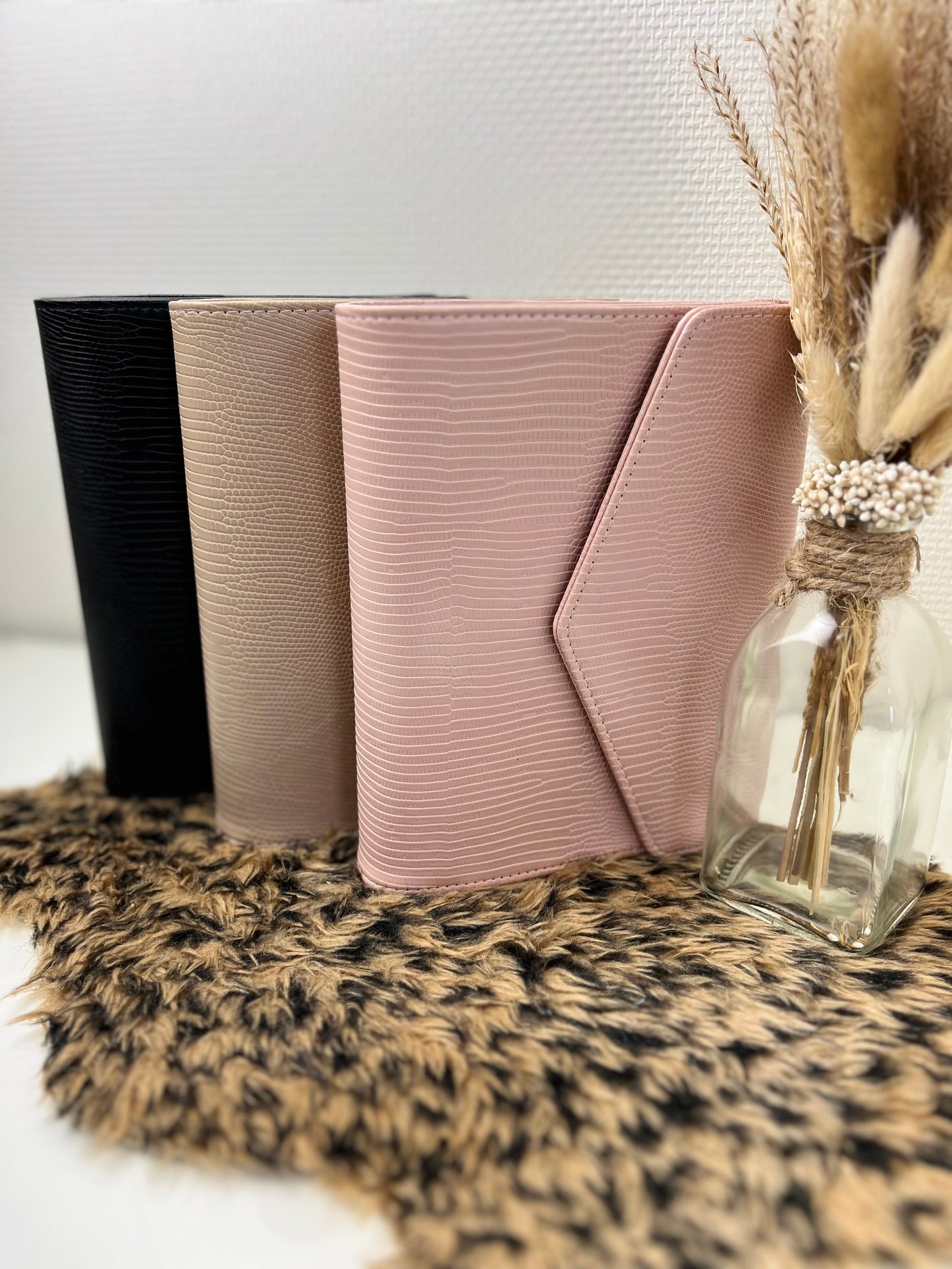 Luxe lizzard binder roze
