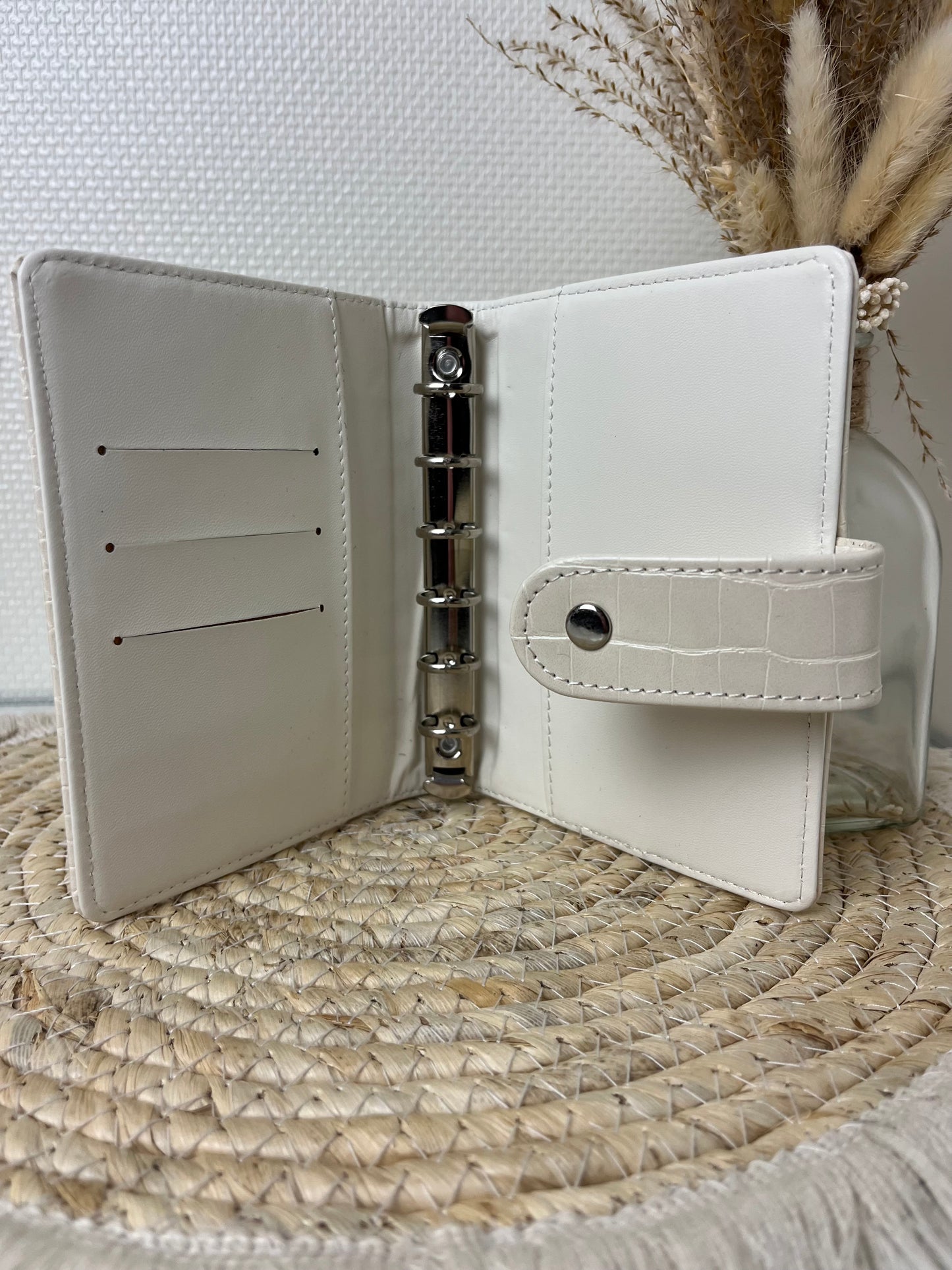 A7 binder croco wit