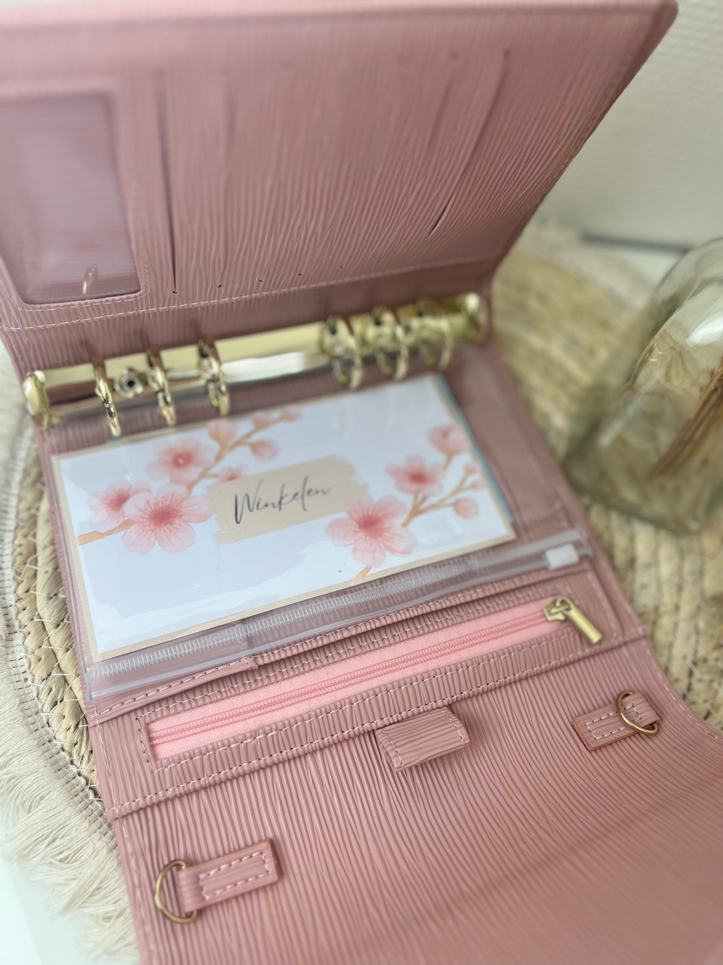 Envelope binder roze
