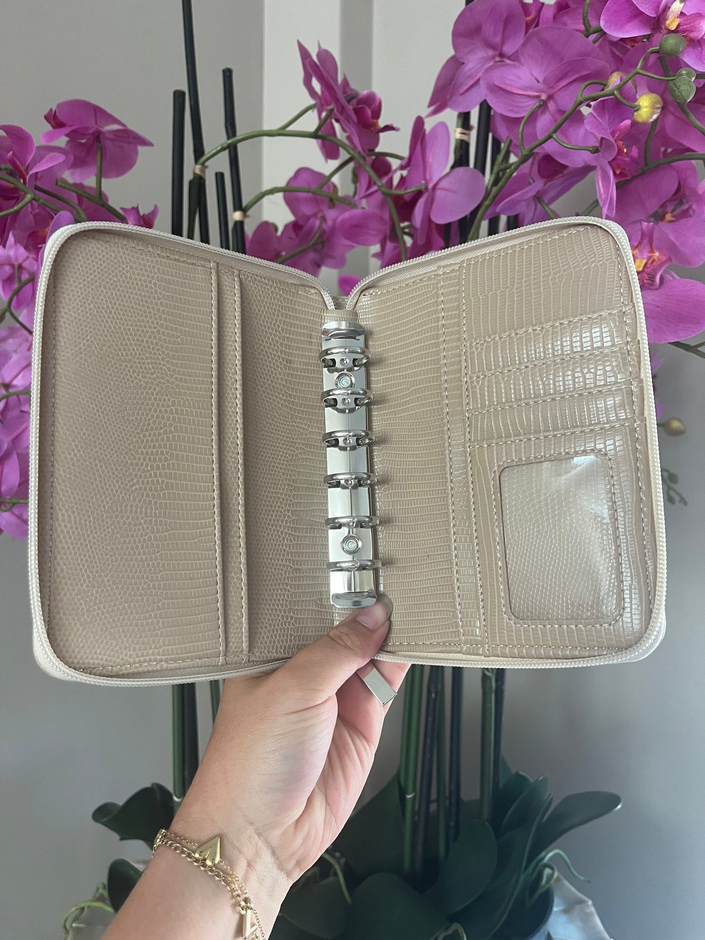 A7 rits binder taupe
