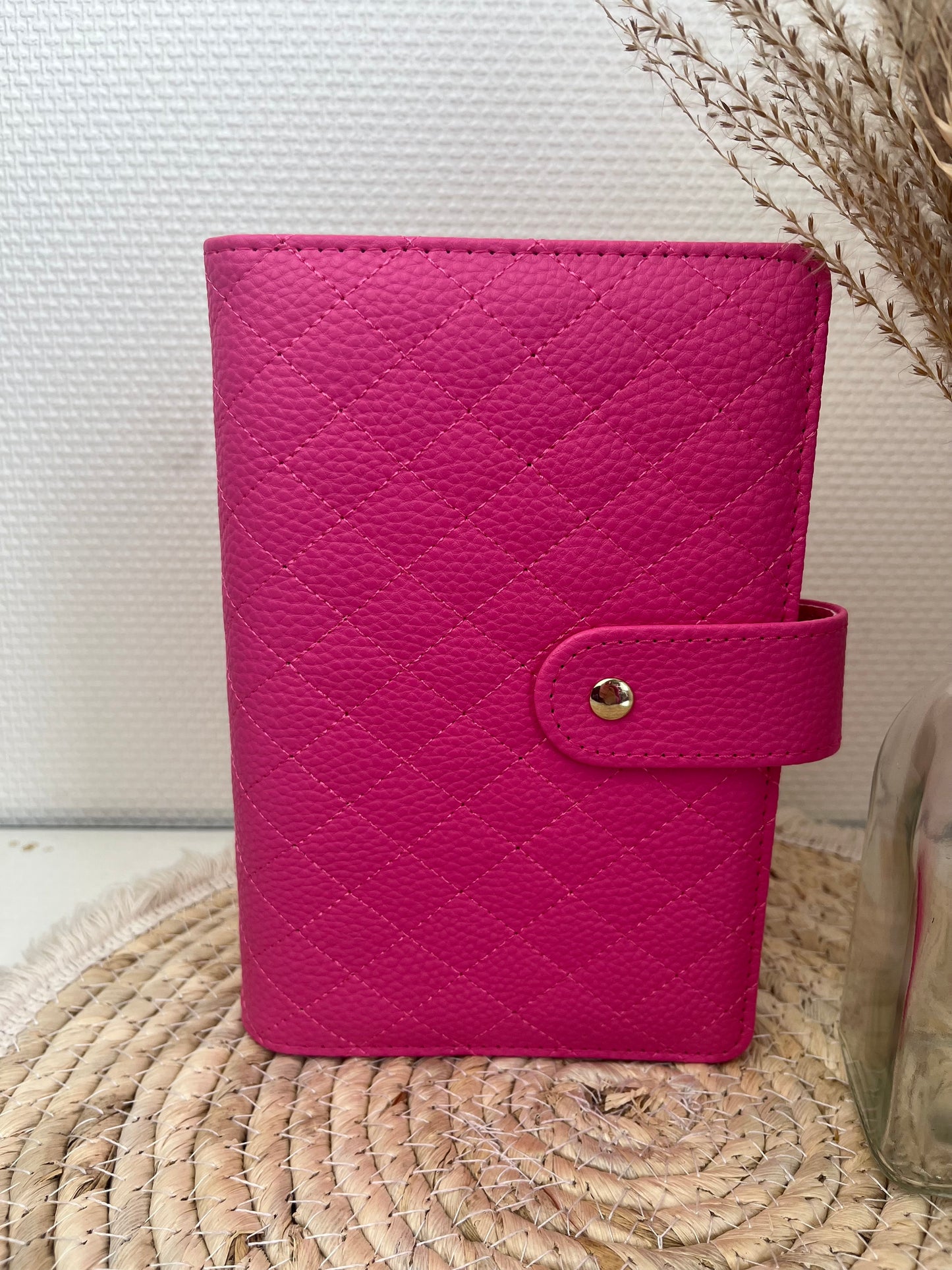 Luxe pebble binder hotpink