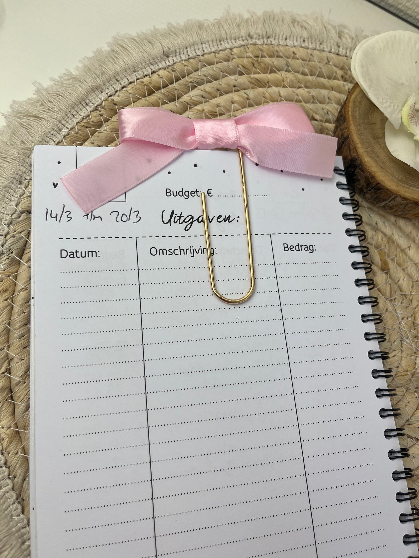 Binder Bow