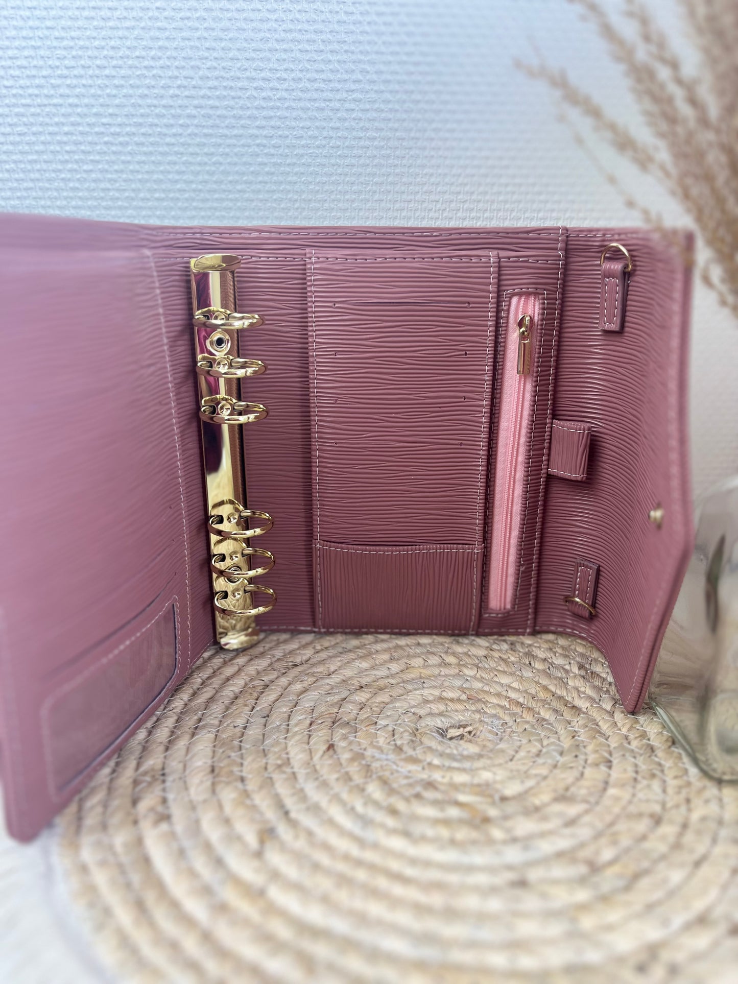 Envelope binder mauve