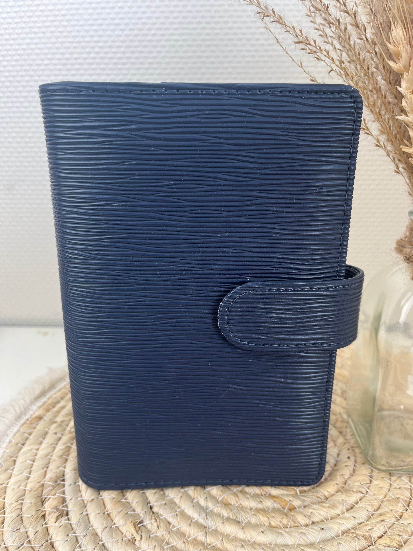 Saffiano binder navy