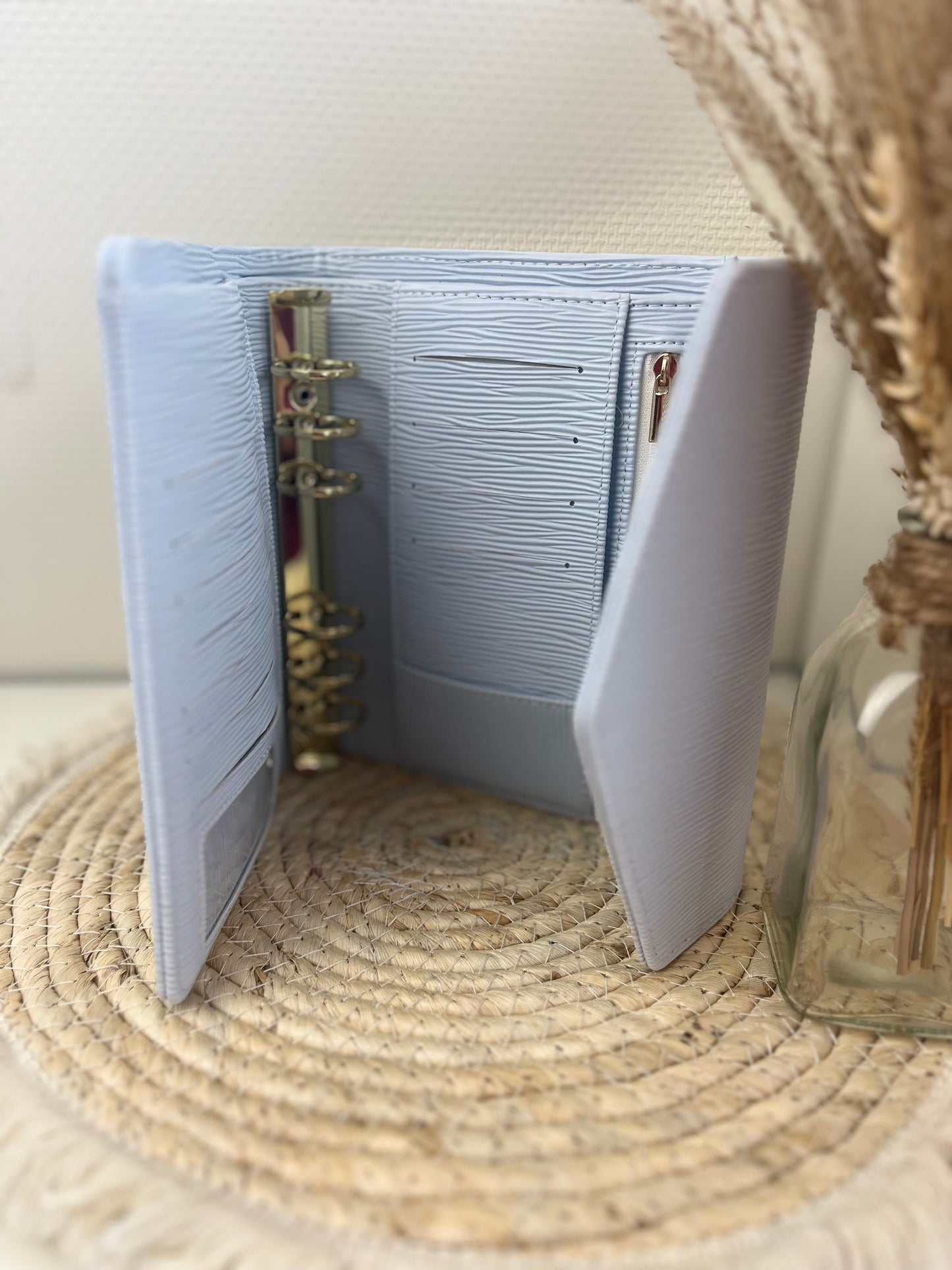 envelope binder saffiano ijsblauw