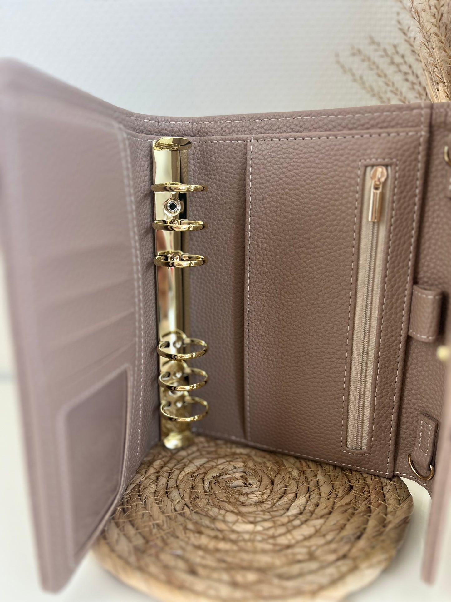 Luxe envelop binder Pebble taupe