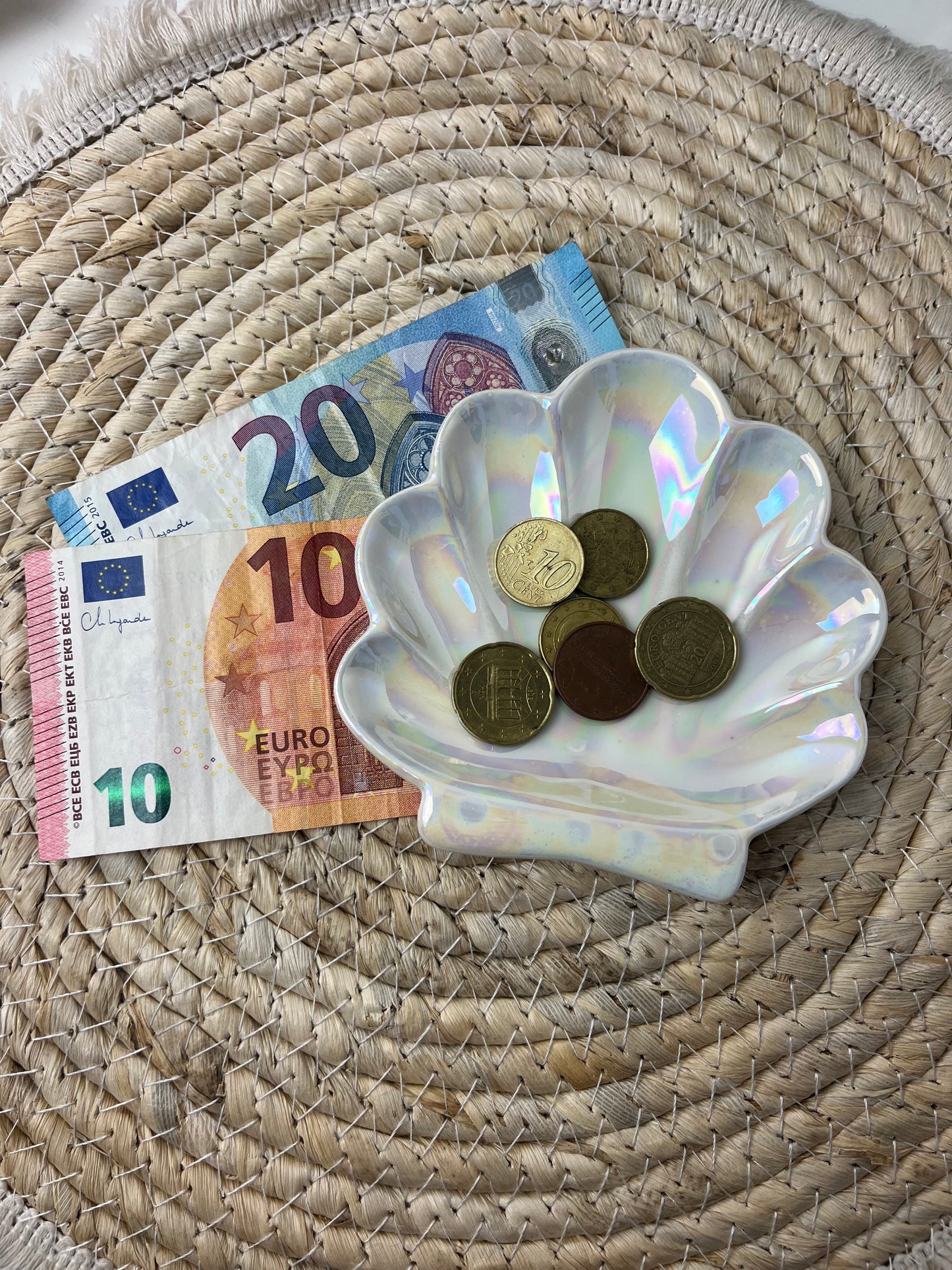 Geld schaaltje schelp parelmoer