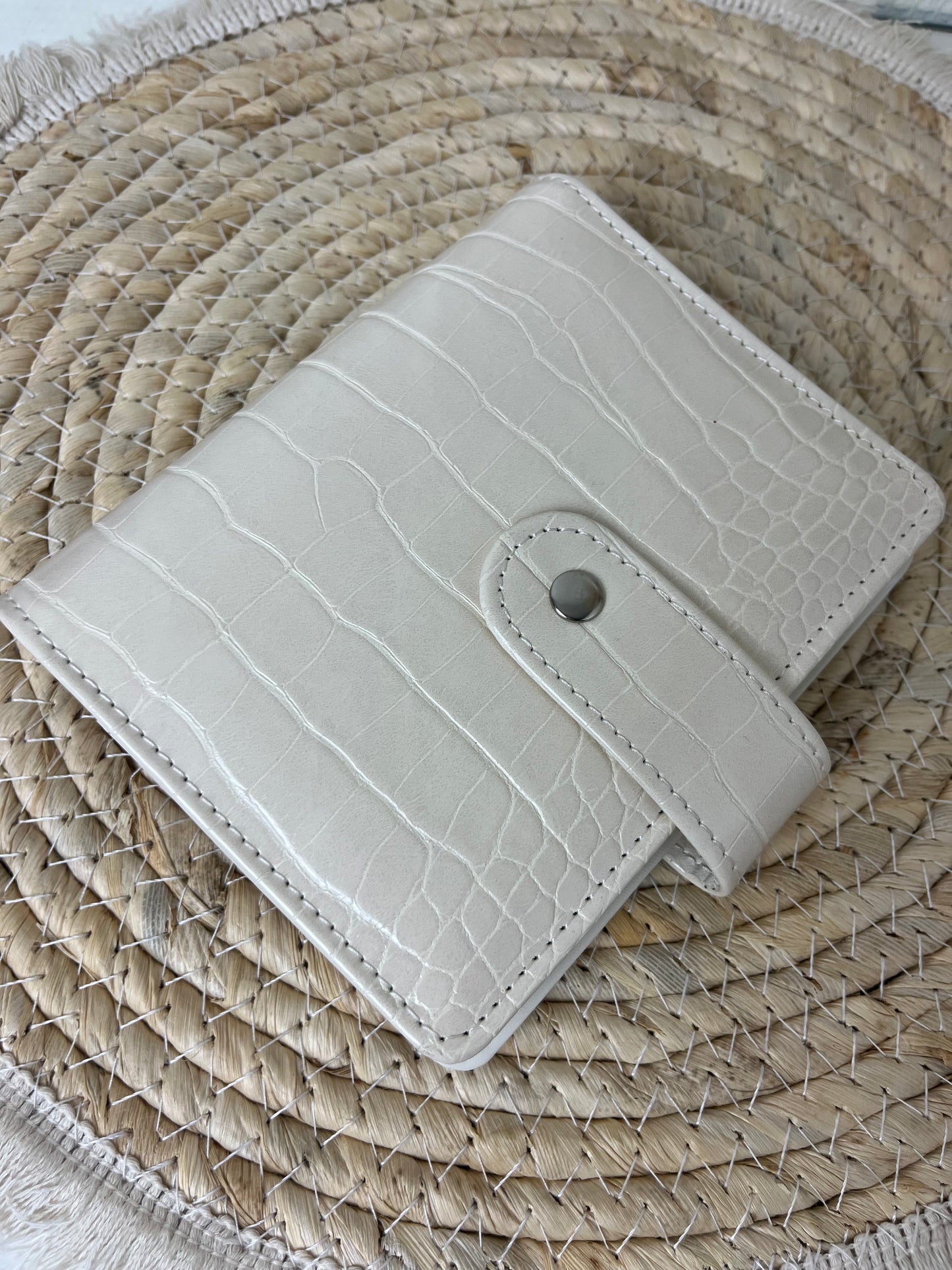 A7 binder croco wit