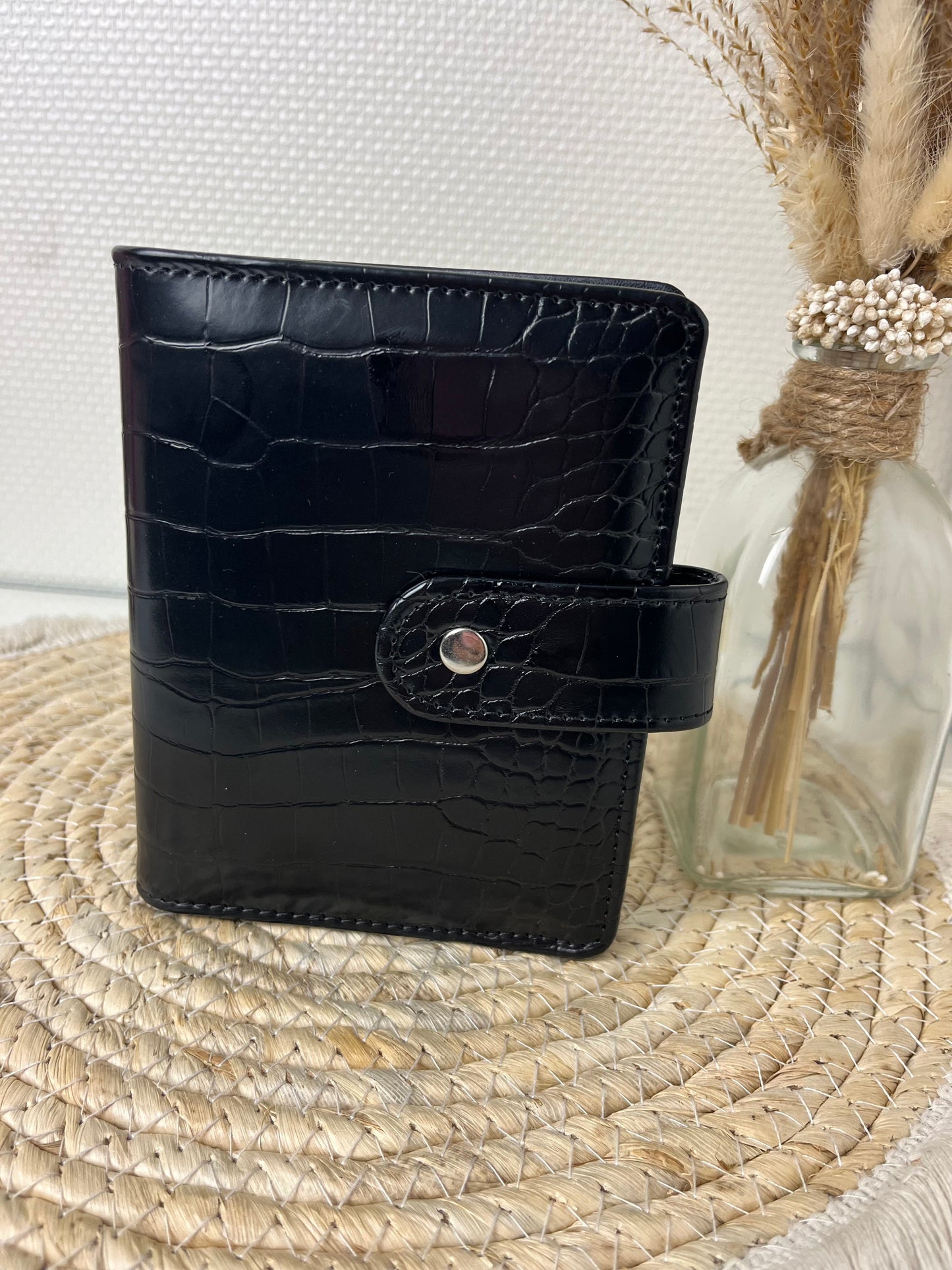 A7 binder croco zwart