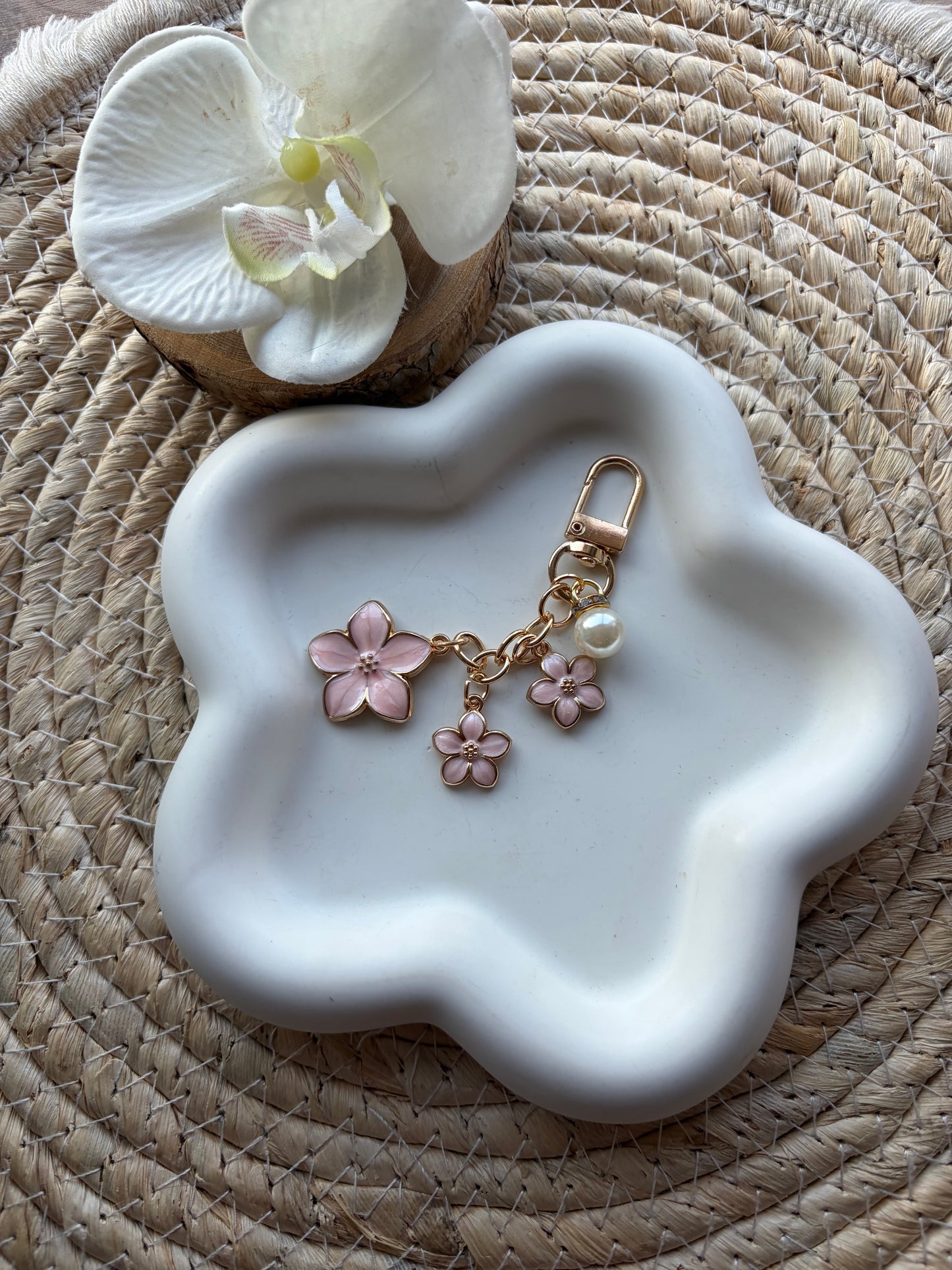 Hanger 3 roze bloemetjes