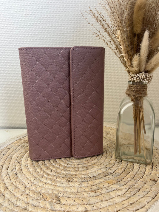 Luxe envelop binder pebble Maeve