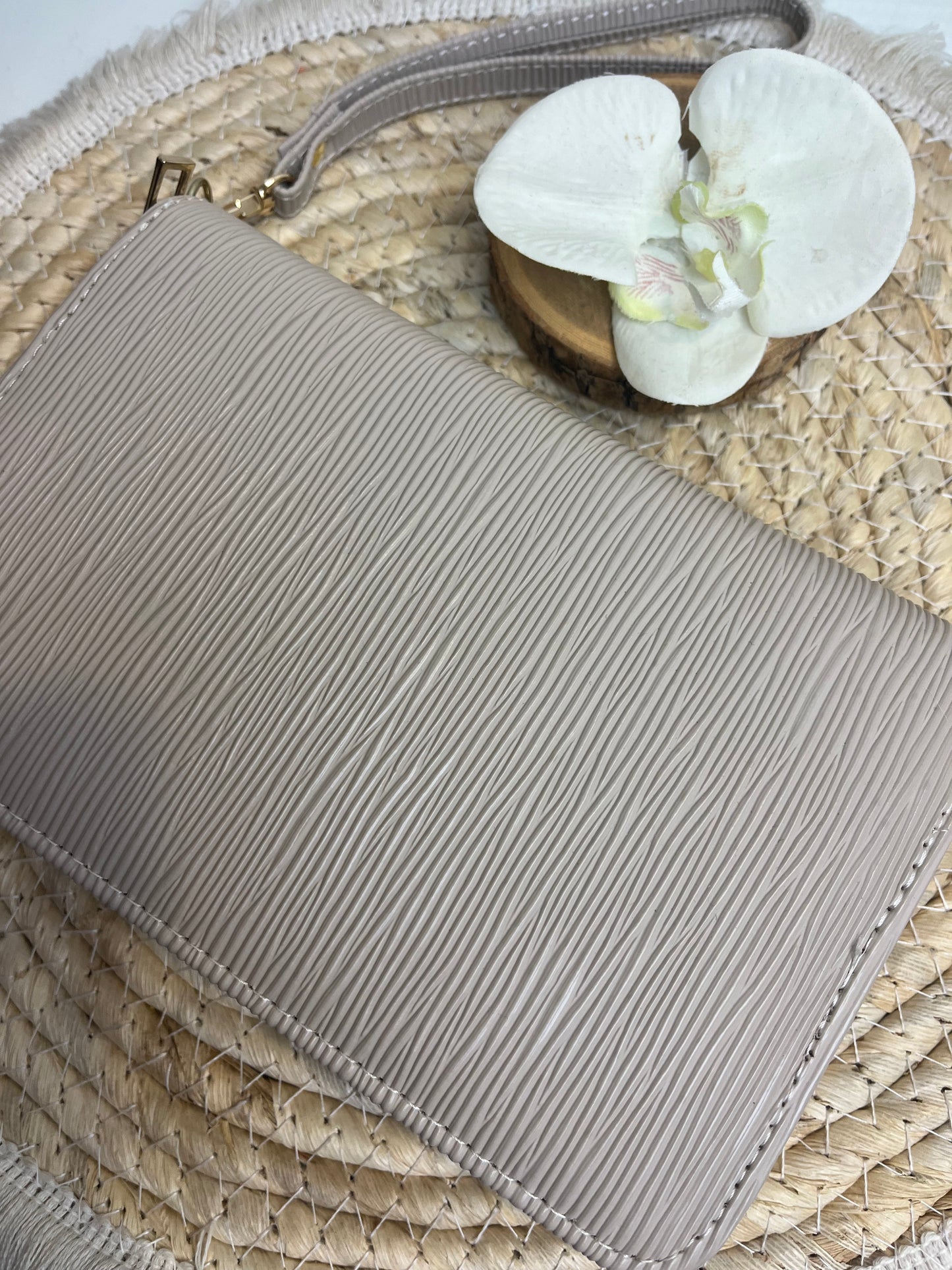 A6 portemonnee binder beige