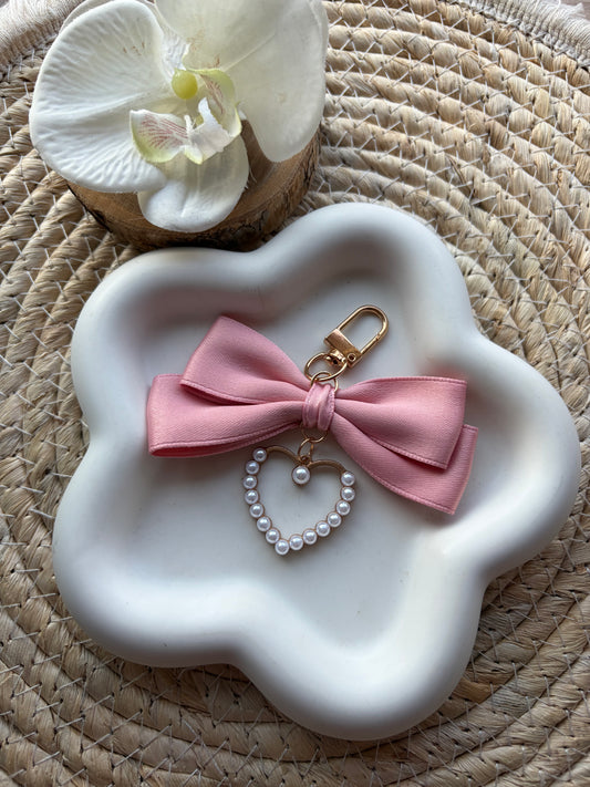 Strik hanger met parel hart roze