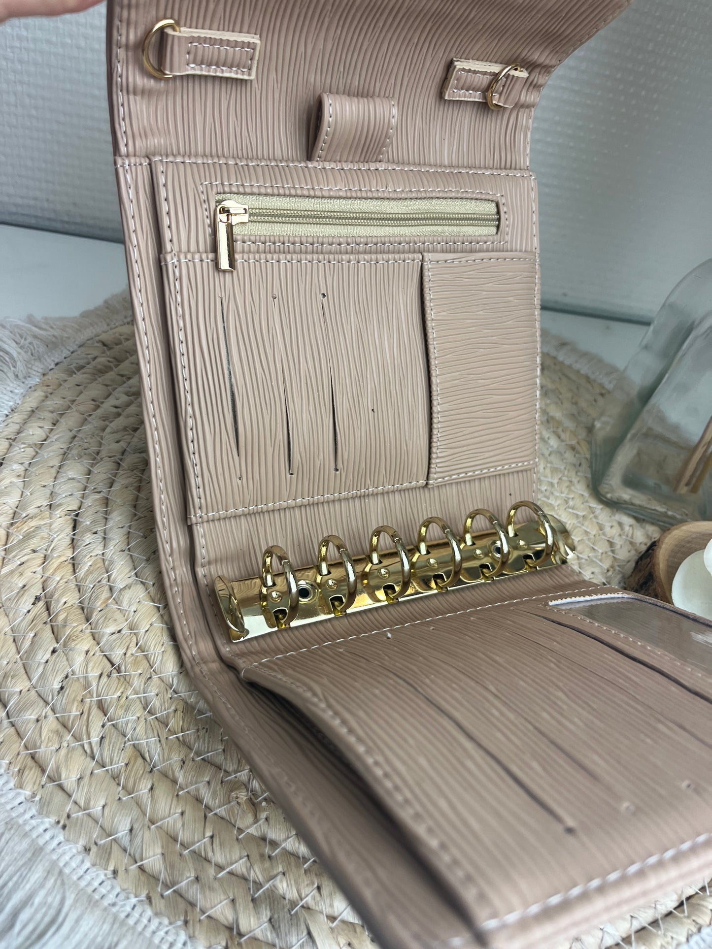 A7 envelop binder camel