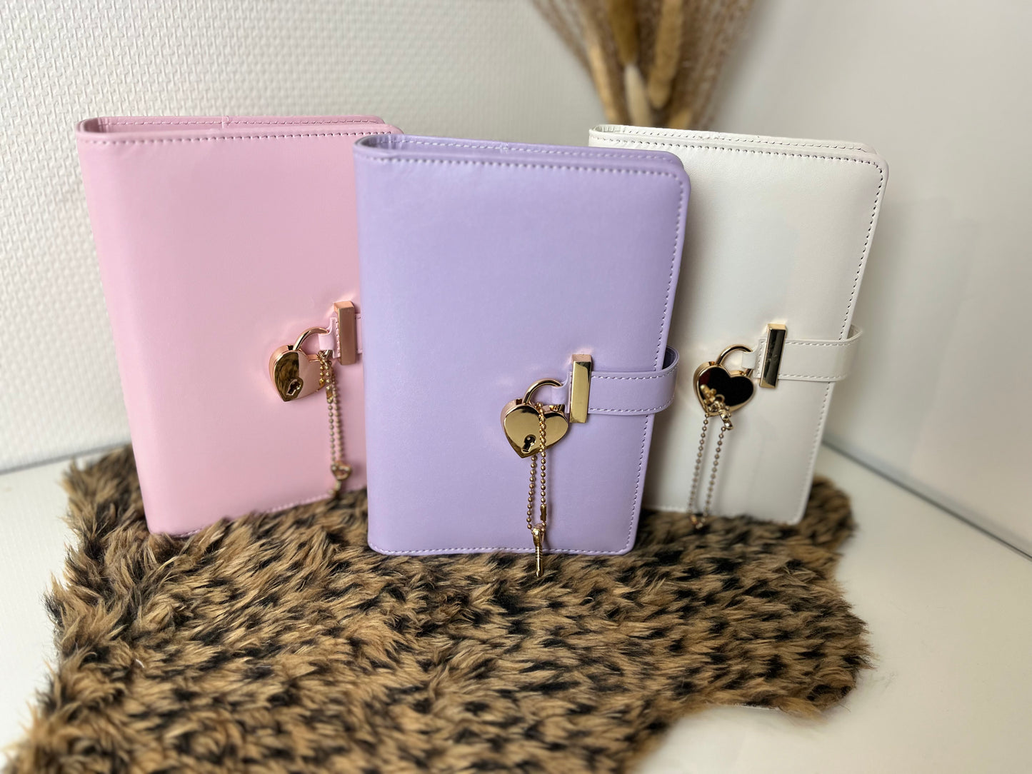 Binder lila slot