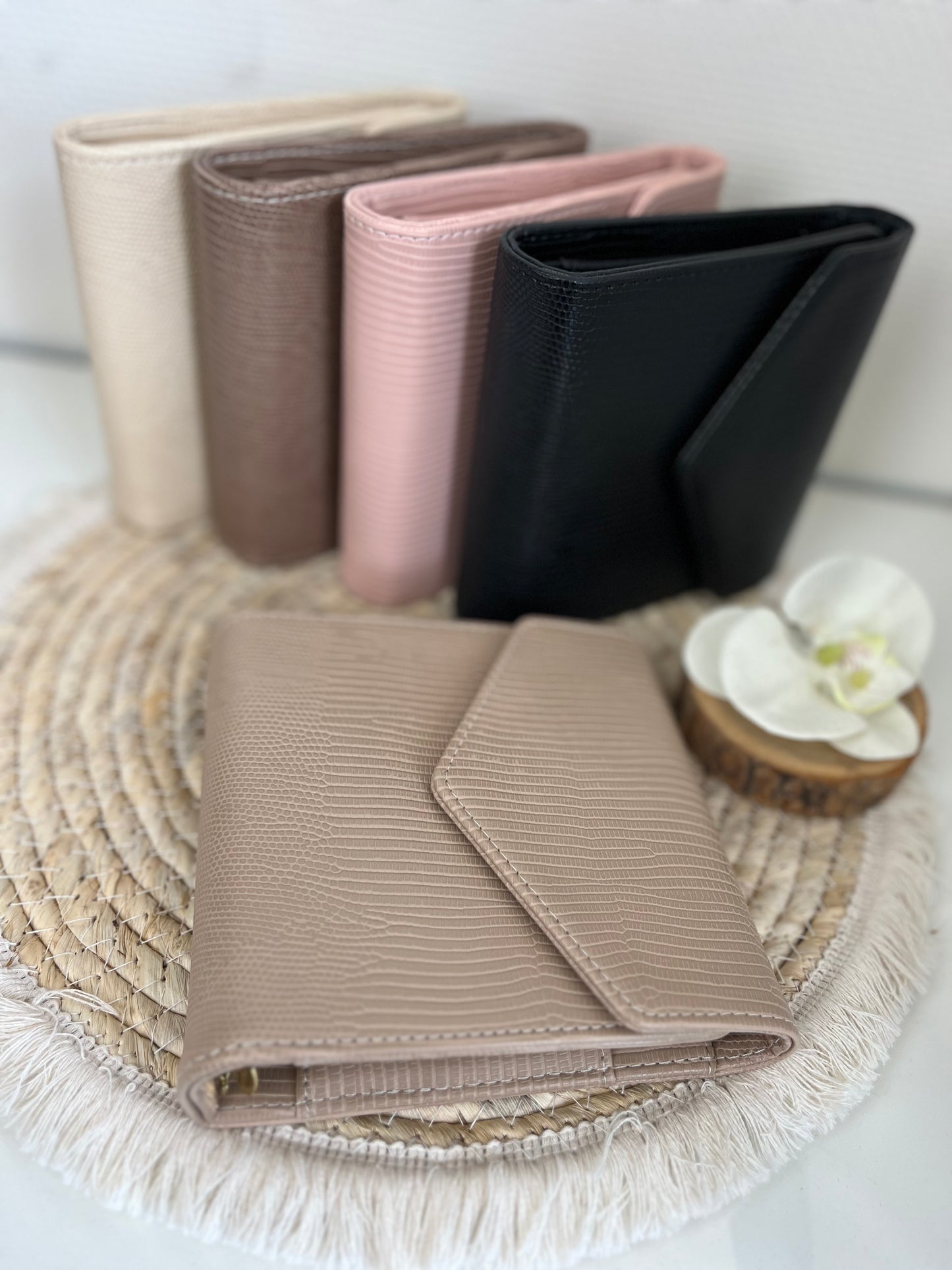 Luxe a7 Lizzard binder