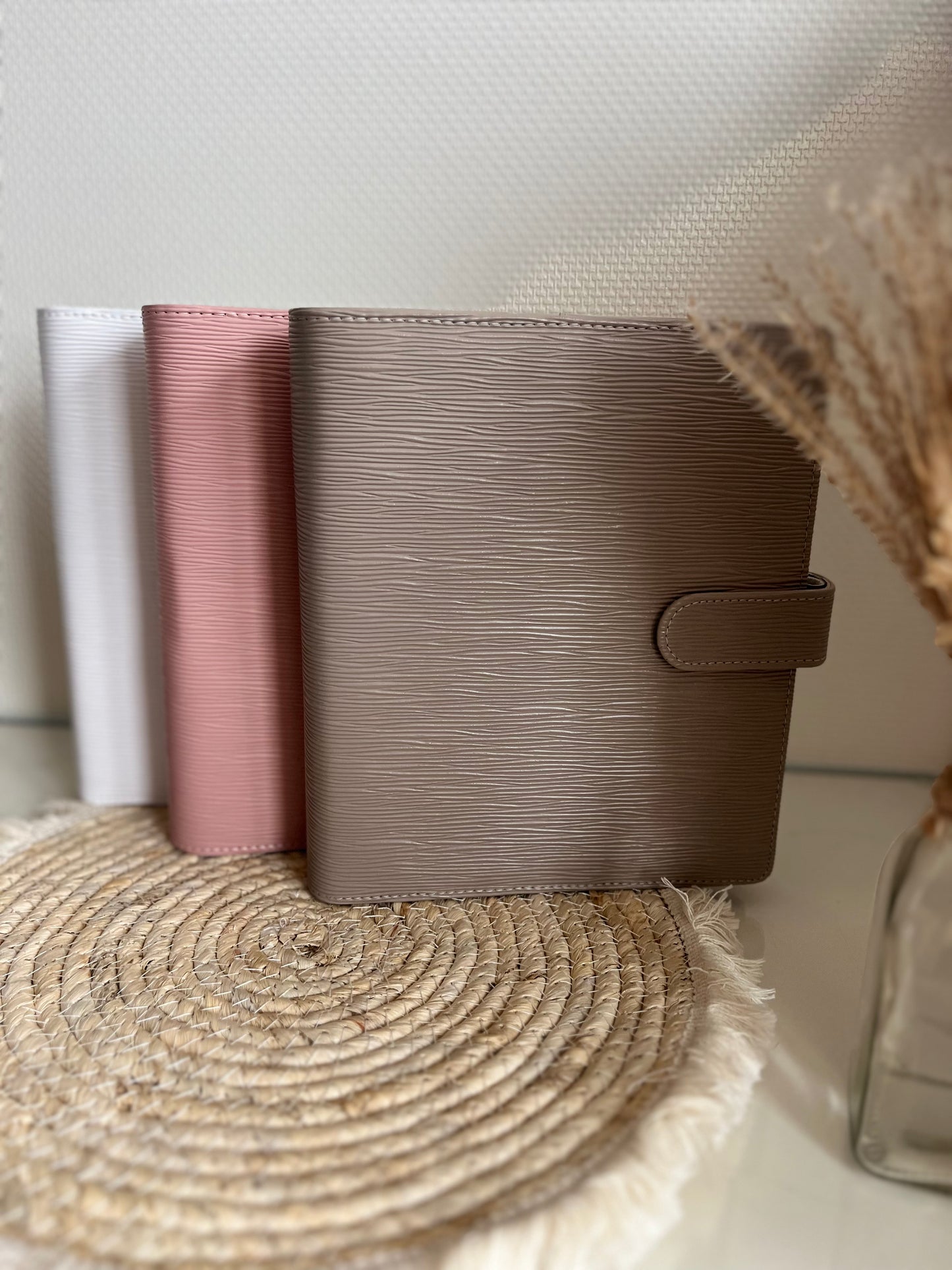 Luxe A5 binder taupe