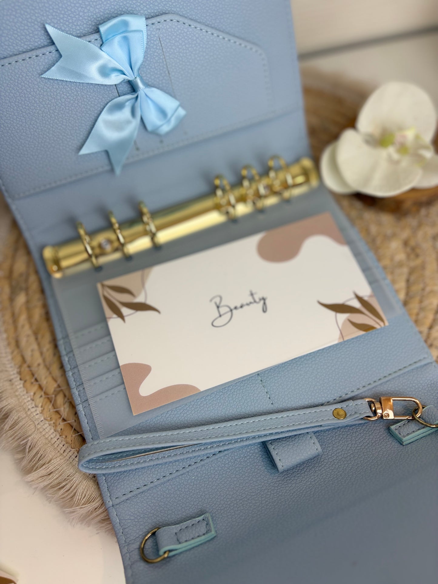Binder Diva A6 babyblauw