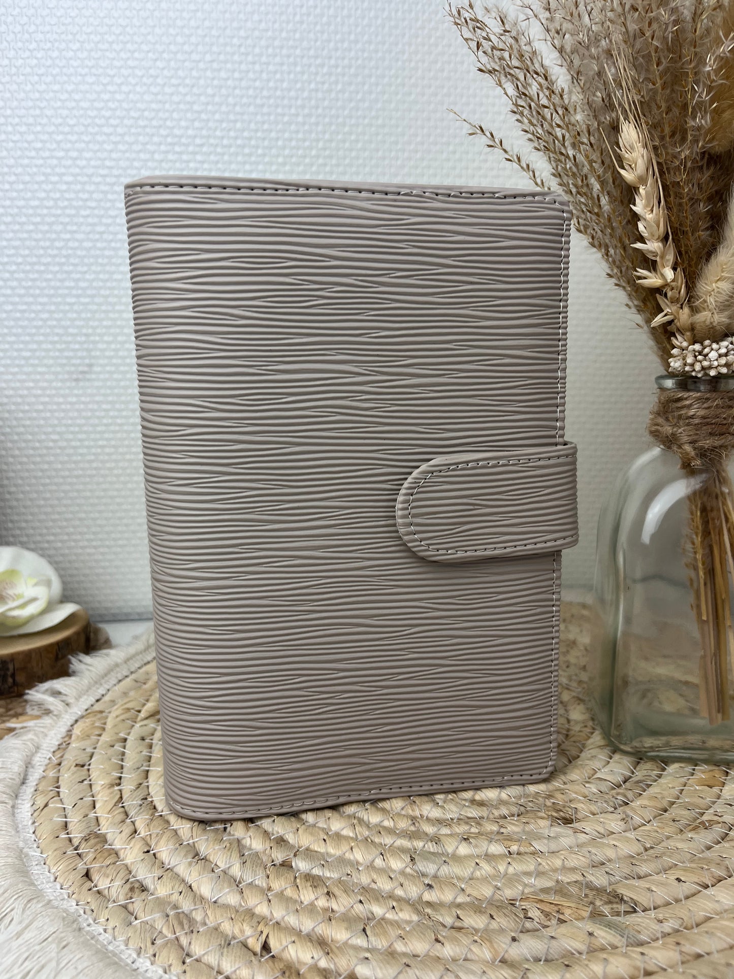 Saffiano binder a6 beige