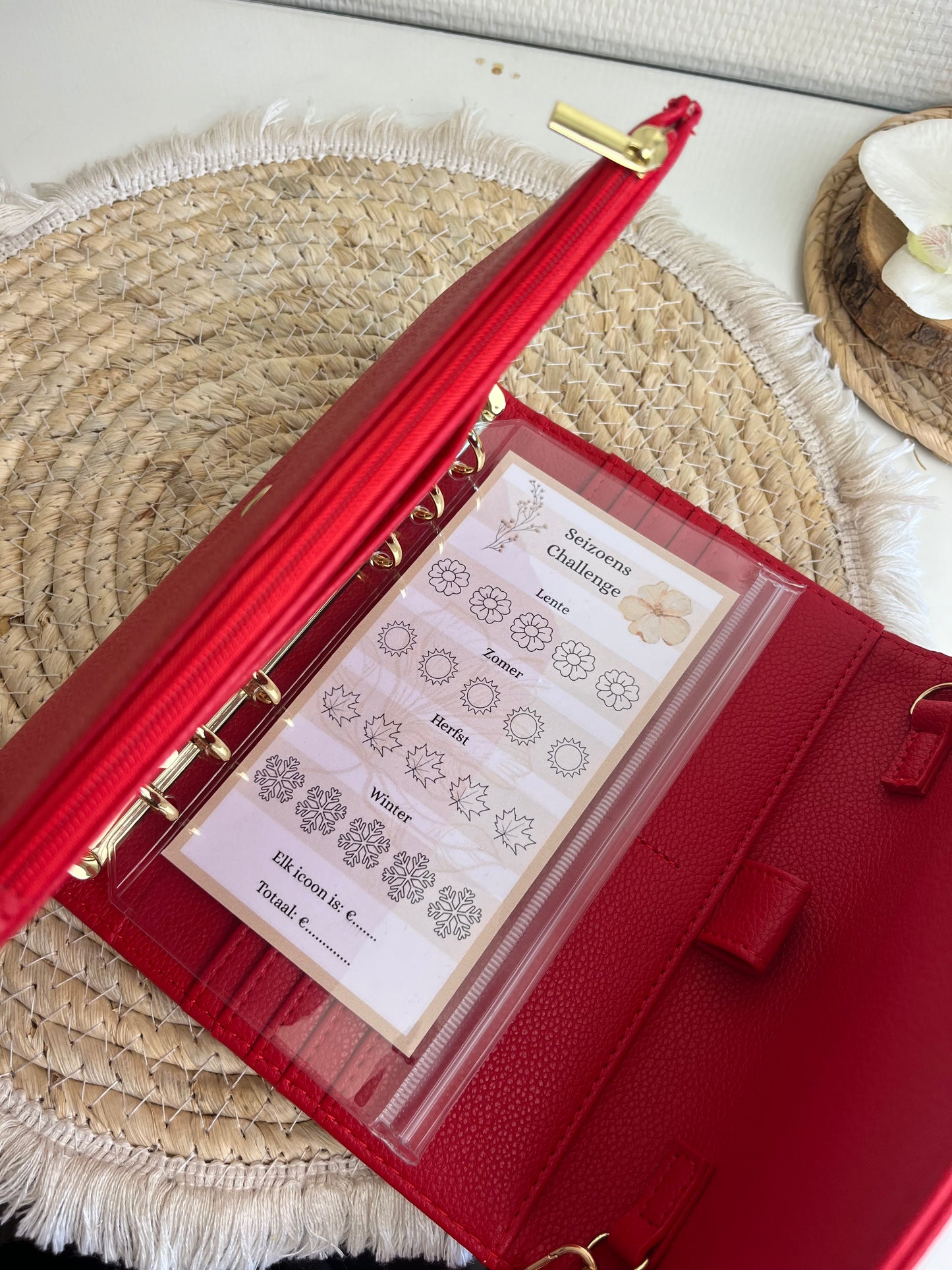 Diva A6 binder rood