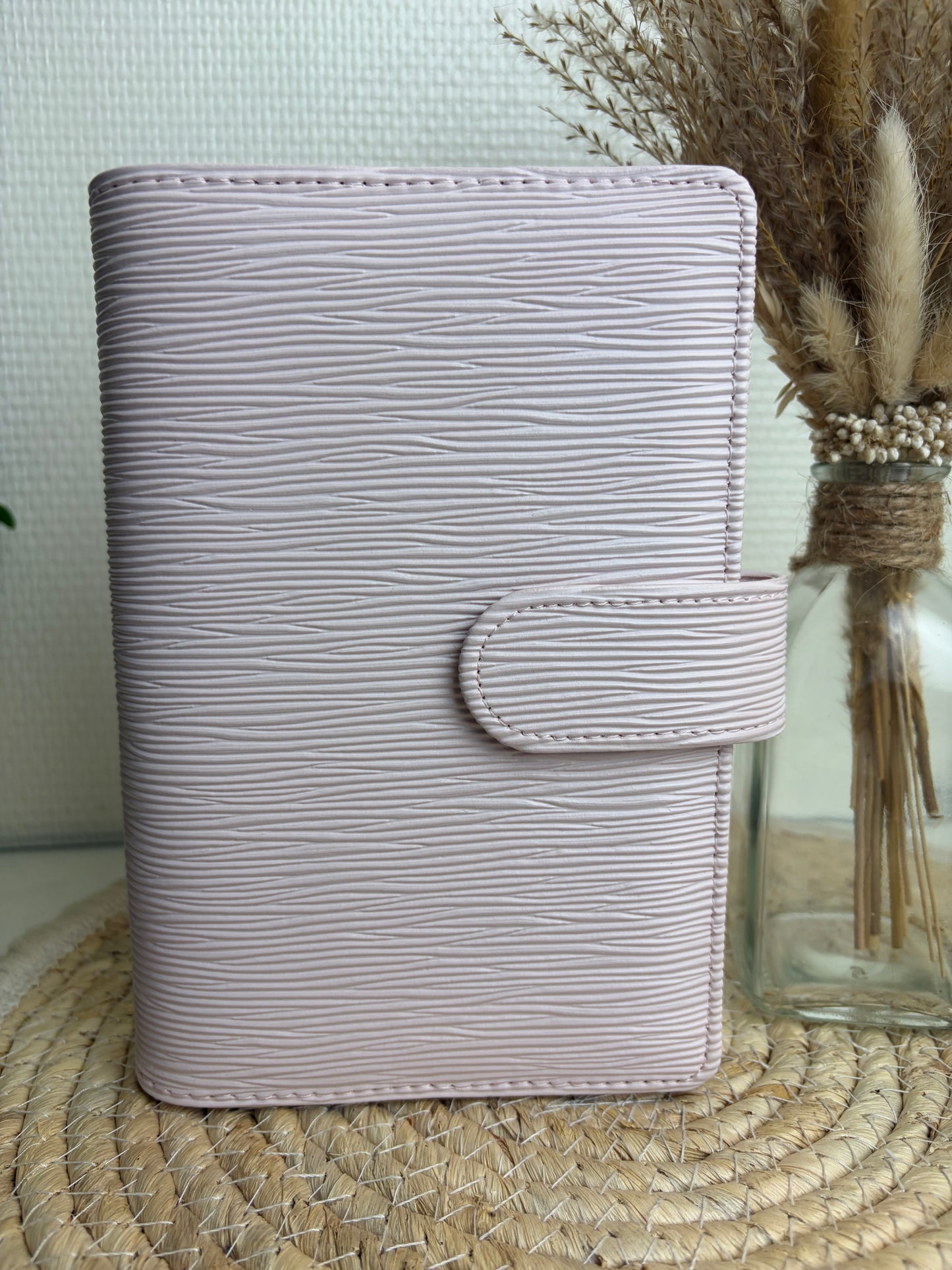 Saffiano binder a6 licht roze