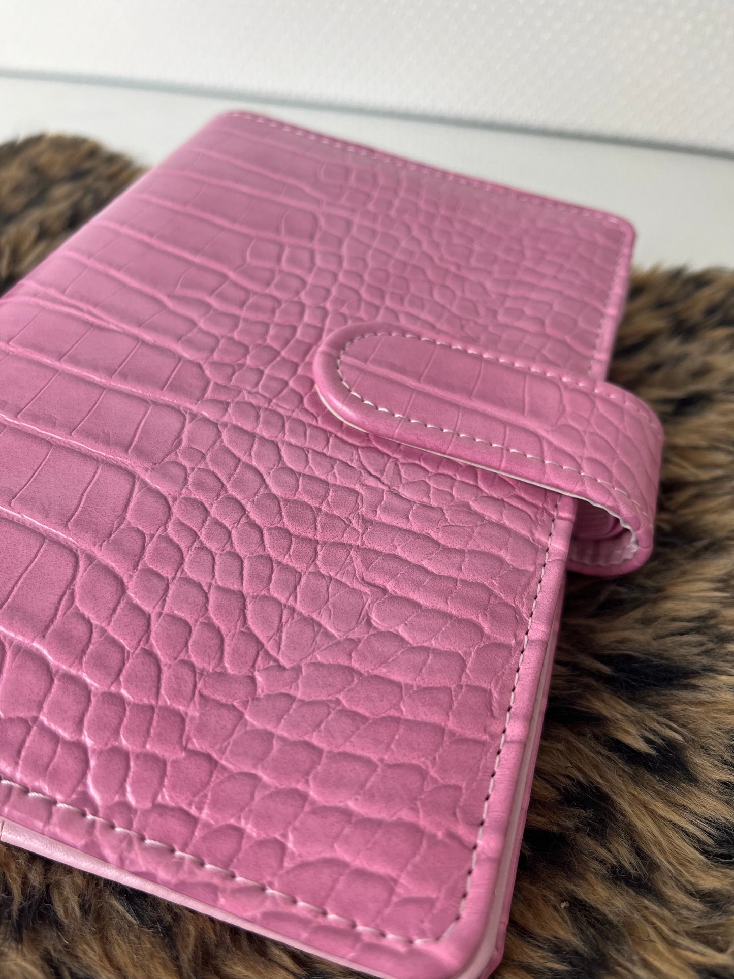 Binder croco roze