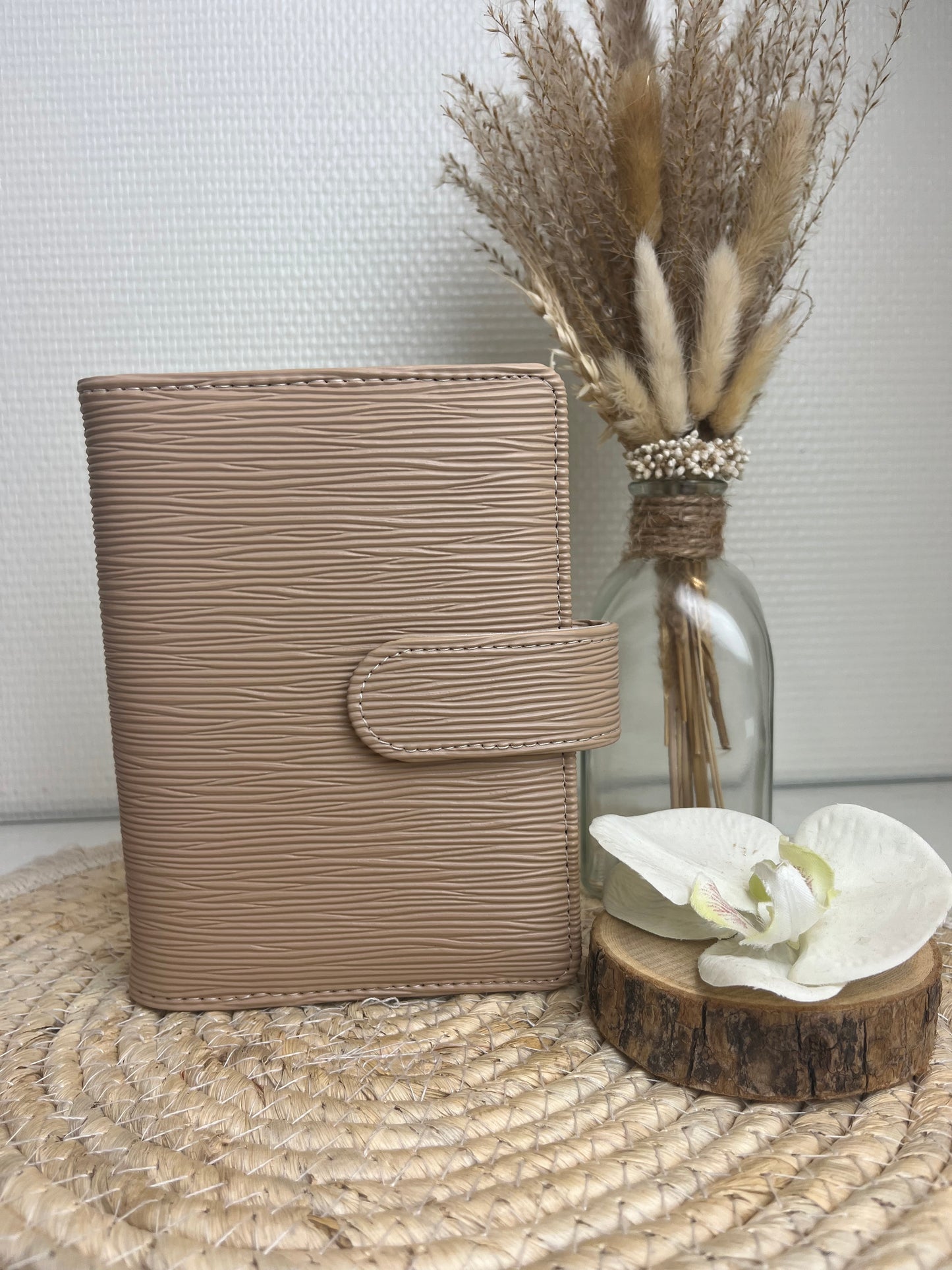 A7 binder perfect camel