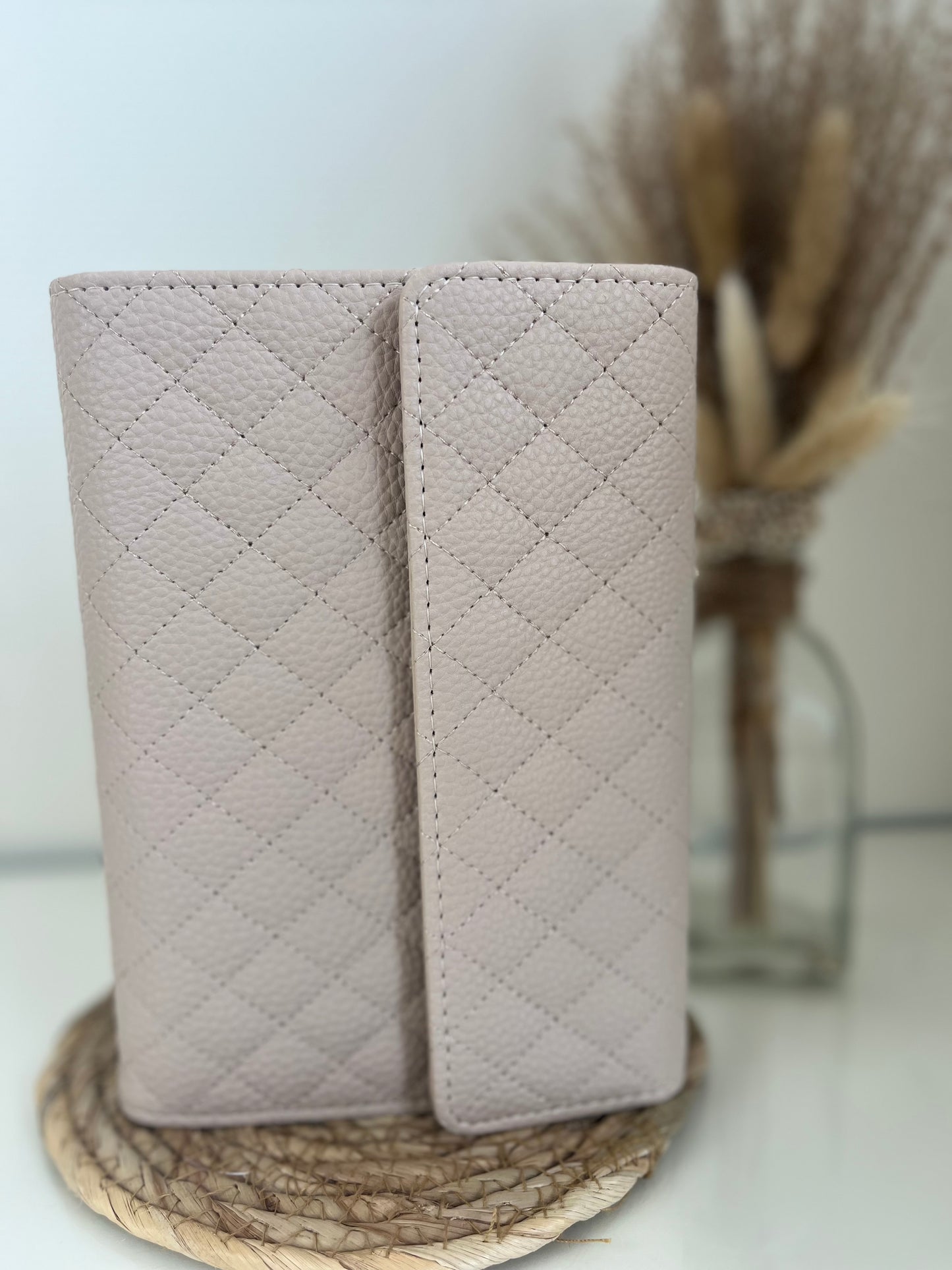 Luxe binder pebble beige