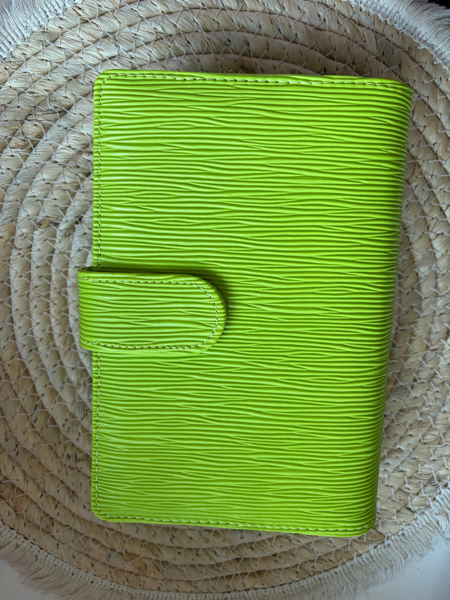 Saffiano binder a6 lime