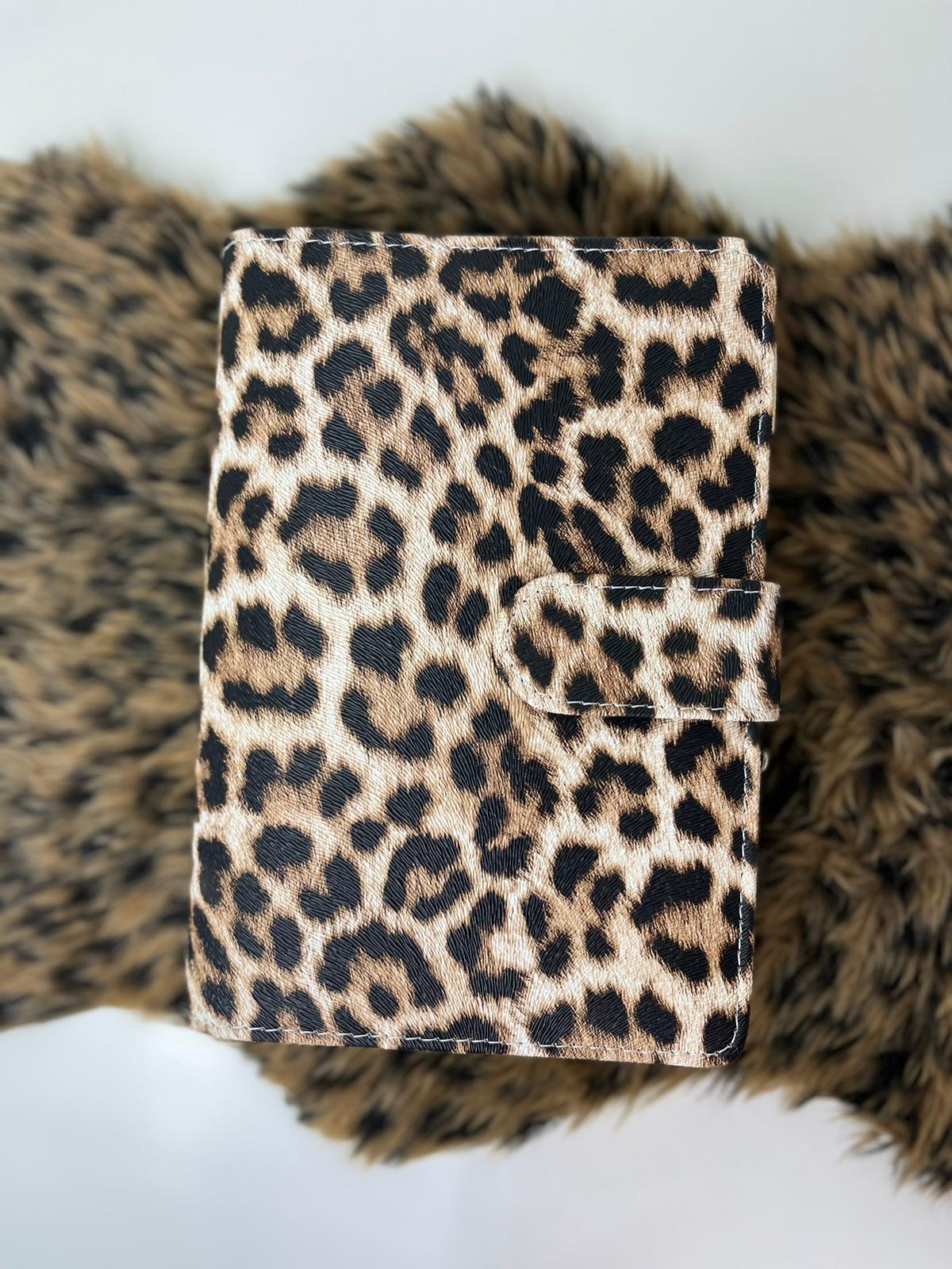 Binder panter print beige